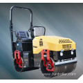 Full hydraulic 1.5 ton vibratory road soil roller compactor for wholesale FYL-900